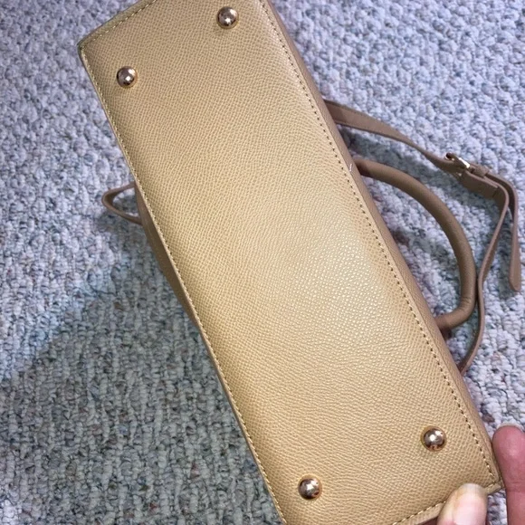 🧸 4FER BEBE, Doe and Rae shirt bundle - Picture 9 of 11